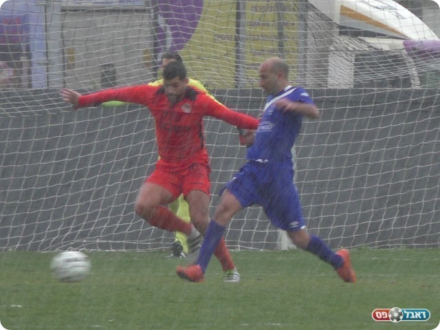 מתמודדים נגד הגשם